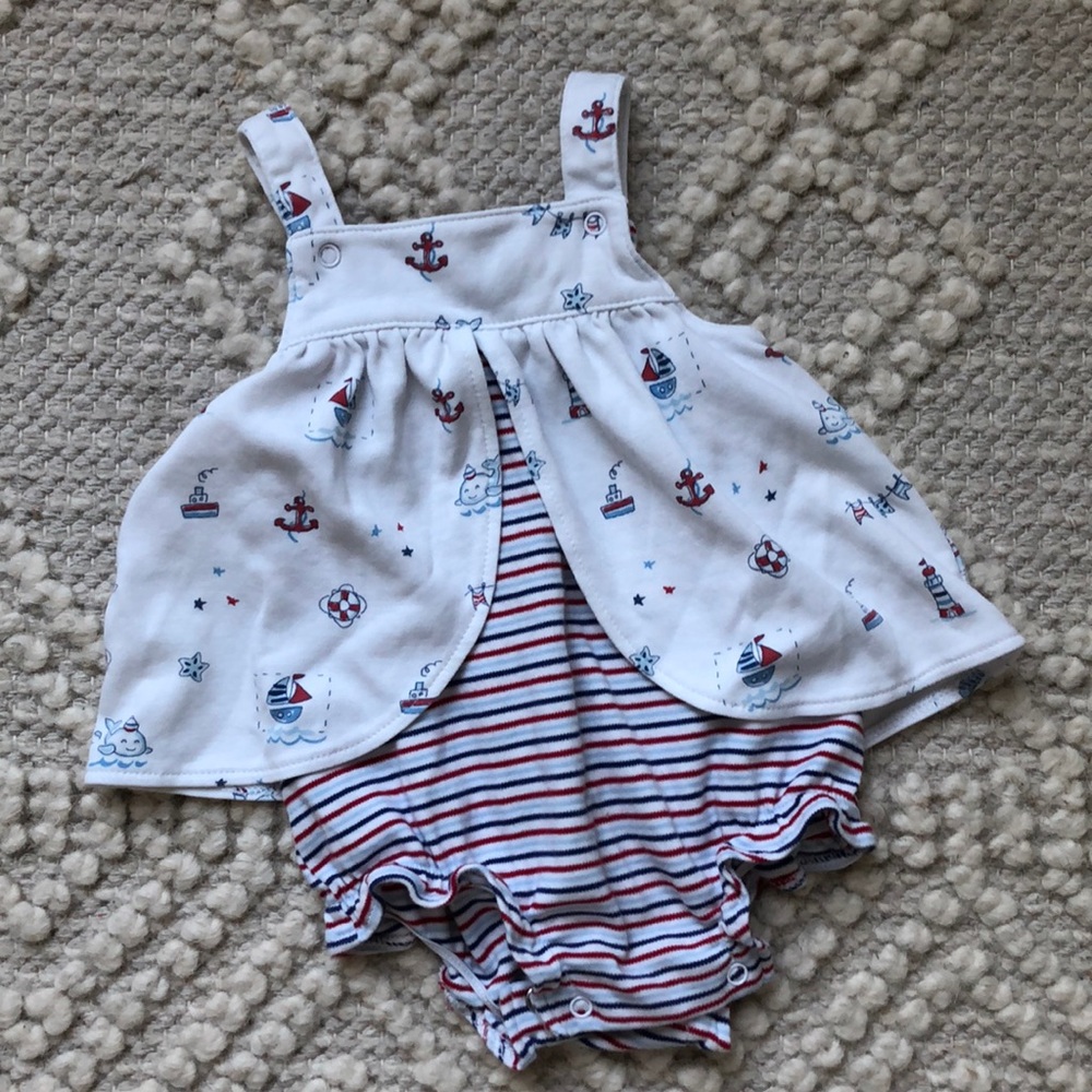 Kissy kissy bubble romper size 0-3